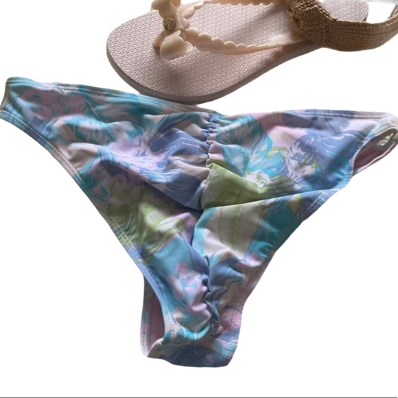 Forever21 Bikini Bottom - Picture 1 of 2